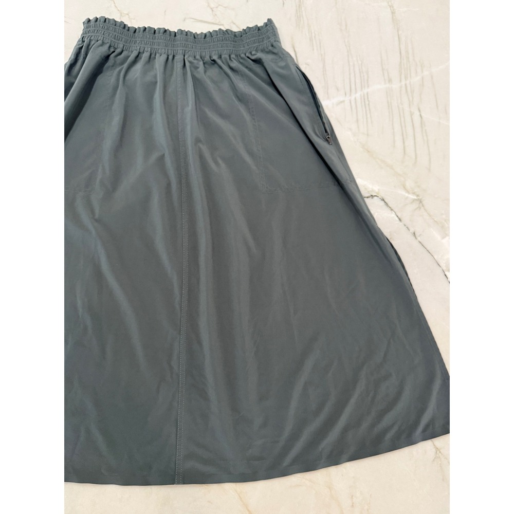 Athleta Savannah Sage Green Midi Skirt Zipper Pockets Side Slit Size Medium #94 - Picture 3 of 11